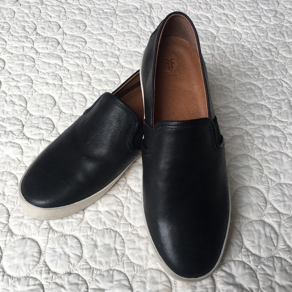 frye dylan slip on